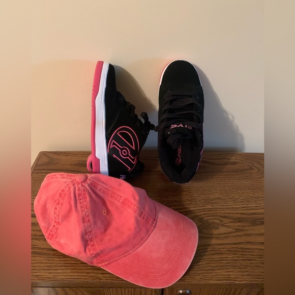 Heelys shoe skates - Picture 1 of 7